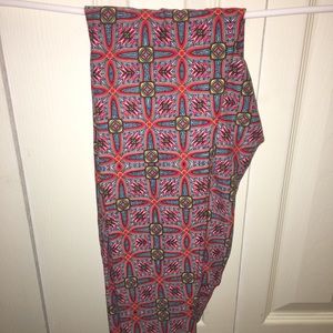 LulaRoe OS Leggings